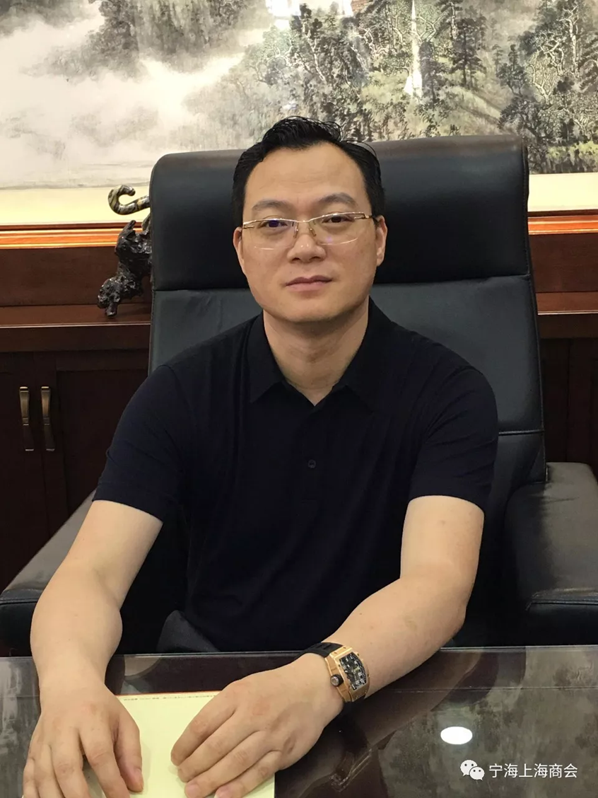 宁海县委书记杨勇一行走进商会